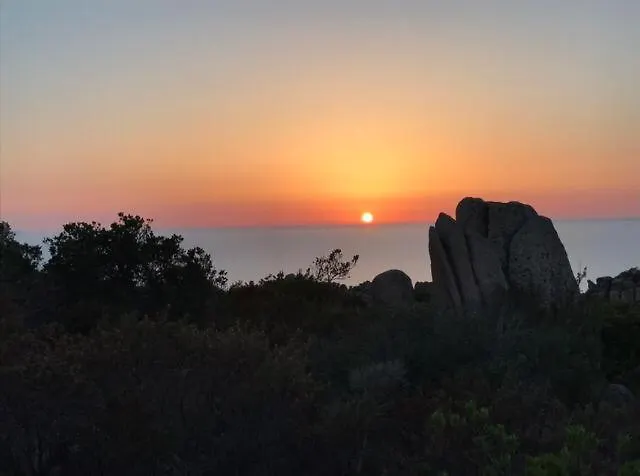 بيت للعطل Villa Unica - Appartamenti Alba E Tramonto ايزولا روسا