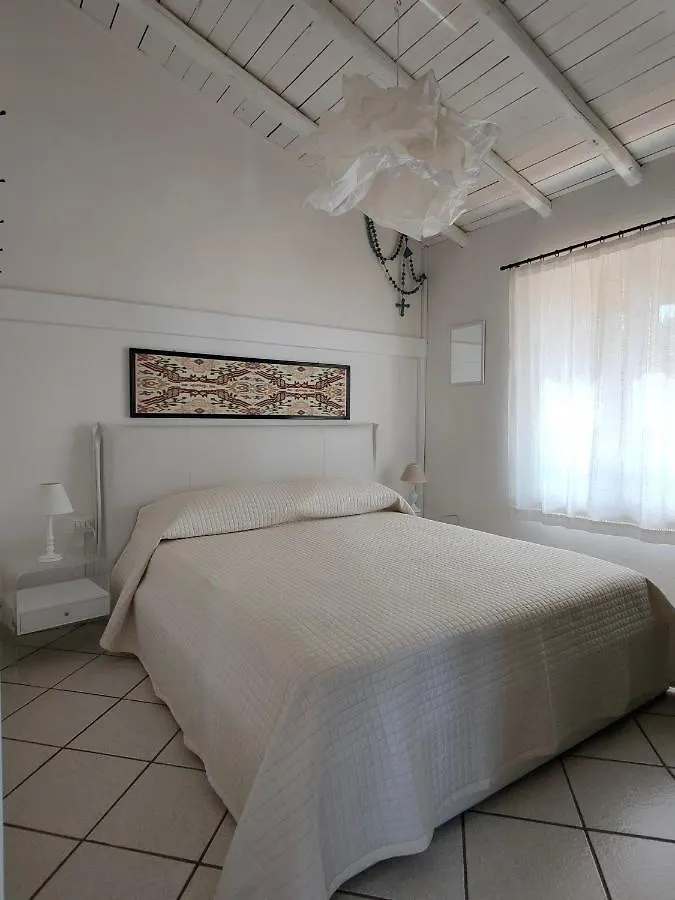 Villa Unica - Appartamenti Alba E Tramonto ايزولا روسا