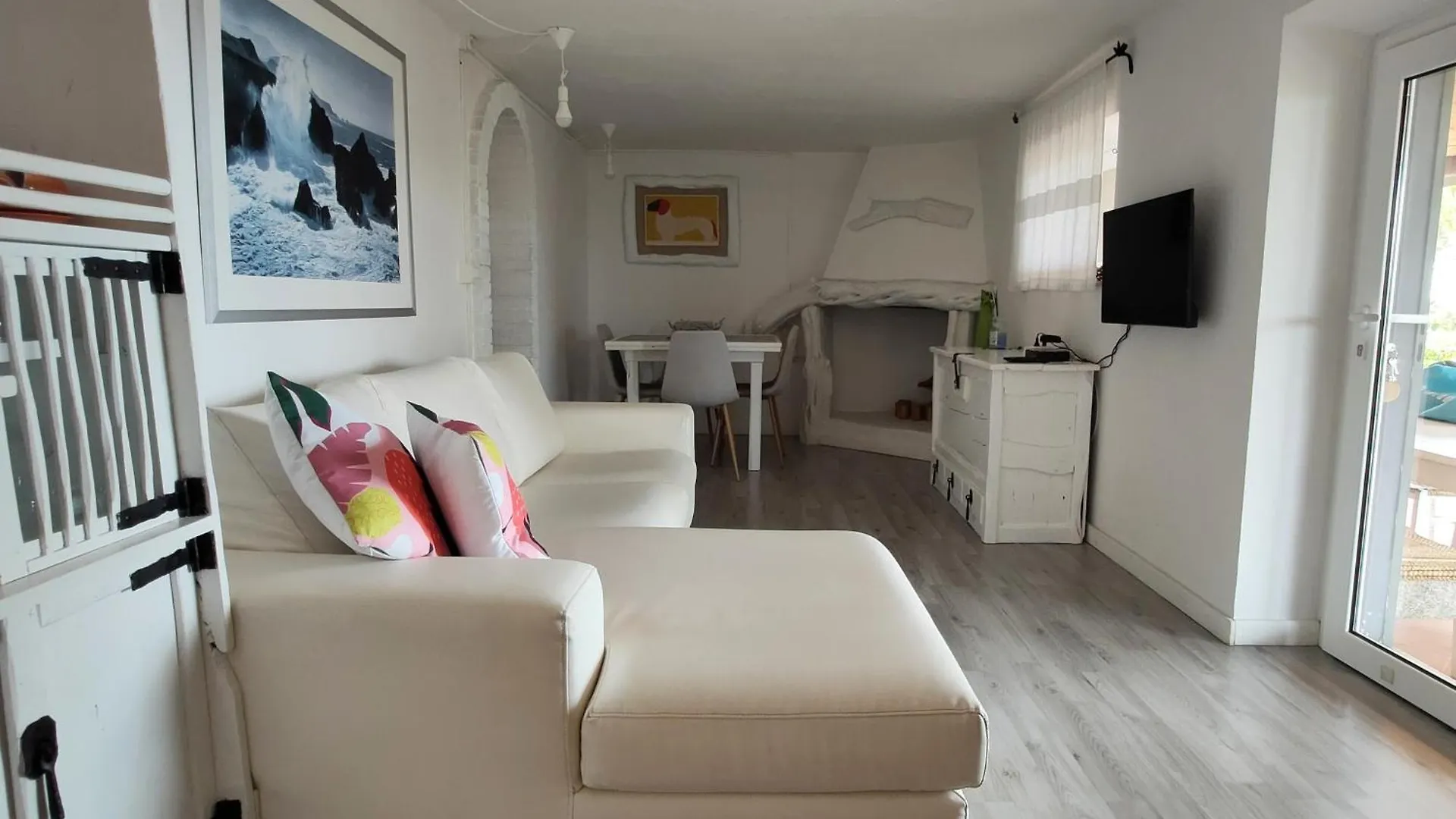 اتصالات Villa Unica - Appartamenti Alba E Tramonto 